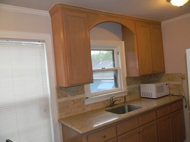 913 Kelley St, Houston, TX 77009 - photo 5