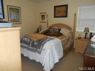 Guest bedroom