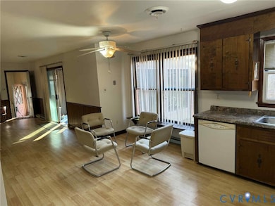 2832 Brierwood Rd, Petersburg, VA 23805 - photo 6