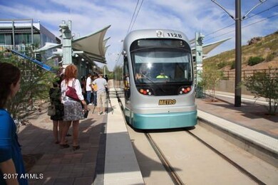 Walking Distace to Light Rail Stop!