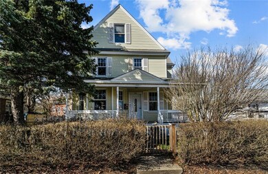 531 Winter St, Woonsocket, RI 02895 - photo 2