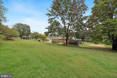 1624 Shadyside Rd, West Chester, PA 19380 - photo 3