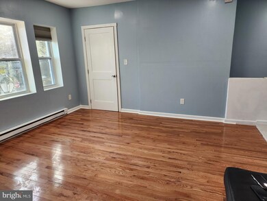 1040 Lincoln Ave unit 2, Prospect Park, PA 19076 - photo 3