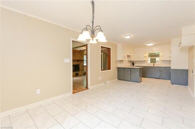 1703 Pepperidge Rd, Asheboro, NC 27205 - photo 7