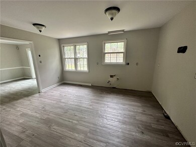 4119 Robert e Lee Dr, Hopewell, VA 23860 - photo 2