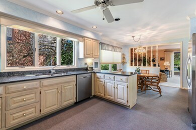 2505 Osage Dr, Glenview, IL 60026 - photo 6