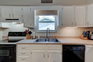 1541 Marconi Dr-5