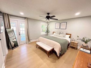 1095 Johnson Cir, Lawrenceville, GA 30046 - photo 2