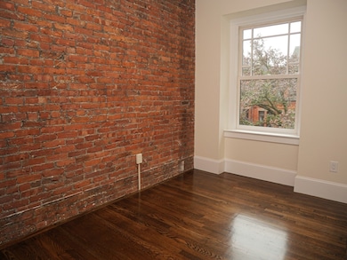 261 W Newton St unit 3, Boston, MA 02116 - photo 5
