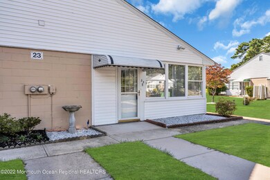 23 Crestwood Pkwy unit B, Whiting, NJ 08759 - photo 3