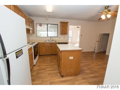 212 Barber Dr, Copperas Cove, TX 76522 - photo 4