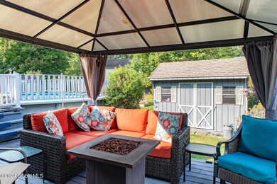 18 Edgewater Place, Glens Falls, NY 12801 - photo 3