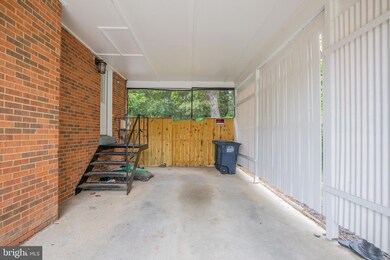 5707 Alan Dr, Clinton, MD 20735 - photo 4