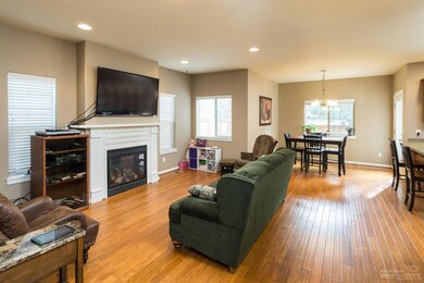 20047 Sorrento Place, Bend, OR 97702 - photo 2