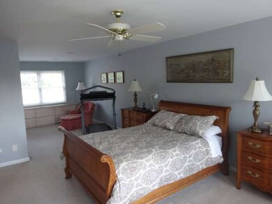 121 N Haven Rd, Elmhurst, IL 60126 - photo 7