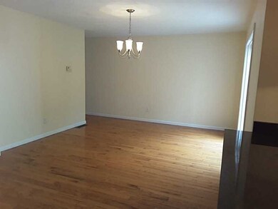 53 Silvercup Cir unit 53, West Warwick, RI 02893 - photo 5