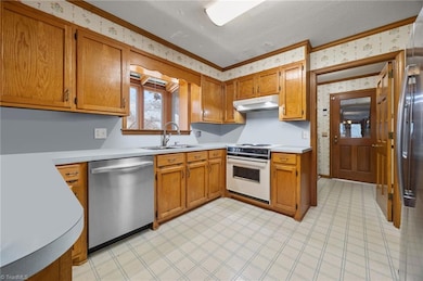 1085 Okeewemee Rd, Troy, NC 27371 - photo 4