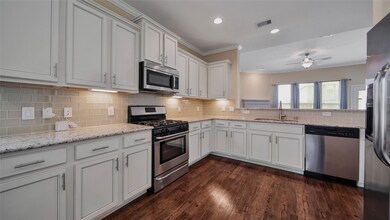 31758 Chapel Rock Ln, Spring, TX 77386 - photo 4