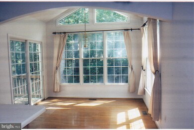 23182 Whistlewood Ln, California, MD 20619 - photo 2