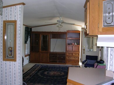 6 C St, Merrimac, MA 01860 - photo 5