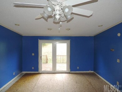 5463 Rifle Range Rd, Conover, NC 28613 - photo 7