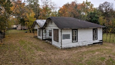 3913 Wipprecht St, Houston, TX 77026 - photo 6