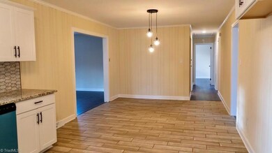 1714 Brook Dr, Asheboro, NC 27205 - photo 6