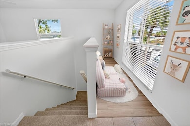 821 Gulf Pavilion Dr unit 206, Naples, FL 34108 - photo 4