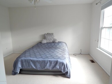 42 Alameda Ct, Eatontown, NJ 07724 - photo 7