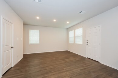 1412 Jonah Ln, Ennis, TX 75119 - photo 6