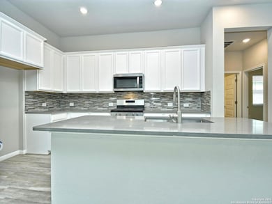 14418 Jacob Walker, San Antonio, TX 78253 - photo 4