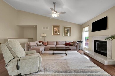 6850 Kensington Dr, Maryville, IL 62062 - photo 4