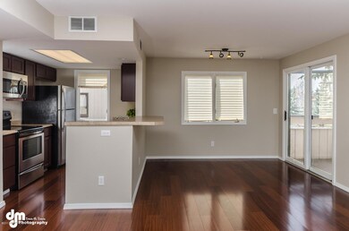 4355 Constellation Ave 17-large-003-Dini
