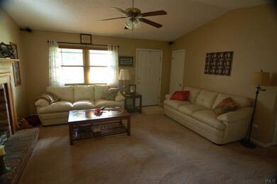 7911 Stallworth Ln, Pensacola, FL 32526 - photo 6