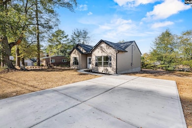 1814 Mcalister St, Columbia, SC 29204 - photo 2