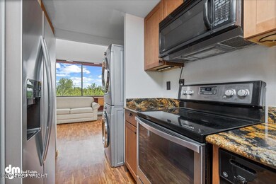 07-Kitchen 20240613-DW-5708
