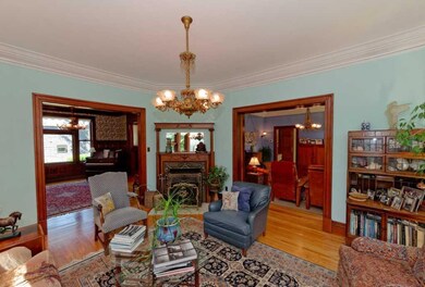 86 Court St, Saratoga Springs, NY 12866 - photo 5