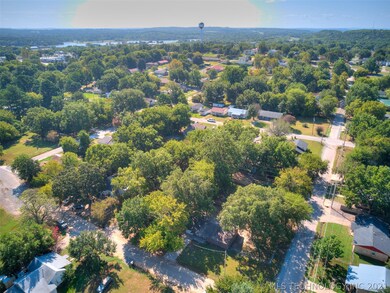 513 W Grand Ave, Eufaula, OK 74432 - photo 7