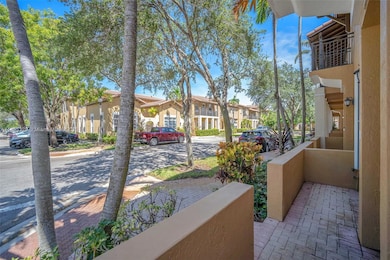 14634 SW 5th St unit 15, Pembroke Pines, FL 33027 - photo 3