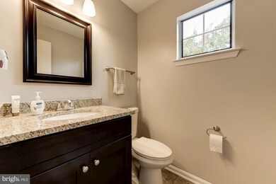 10903 Postern Ct, Manassas, VA 20109 - photo 5