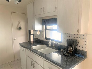 2000 E Bay Dr unit 52, Largo, FL 33771 - photo 6