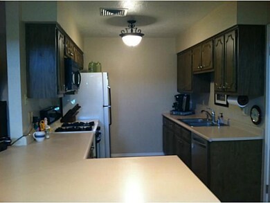 Kitchen. 1st view Kitchen