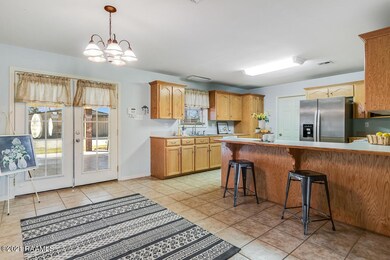 1208 E Butcher Switch-3