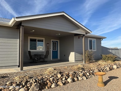 985 N Grandview, Paulden, AZ 86334 - photo 3