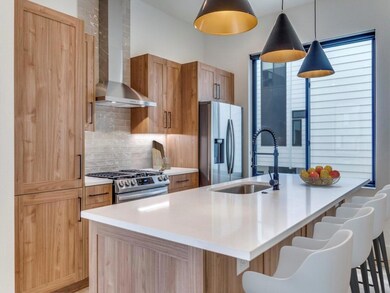 5609 Live Oak St unit 106, Dallas, TX 75206 - photo 2