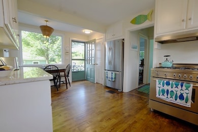 308 Ocean Ave, Marblehead, MA 01945 - photo 2