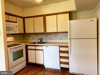 69 Wexford Dr, North Wales, PA 19454 - photo 6