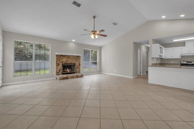 200 Bay Pine Dr, Crawfordville, FL 32327 - photo 3