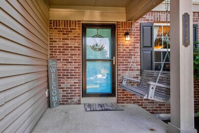 Darling front porch!