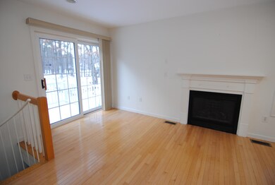 86 Barrington Ave, Nashua, NH 03062 - photo 3